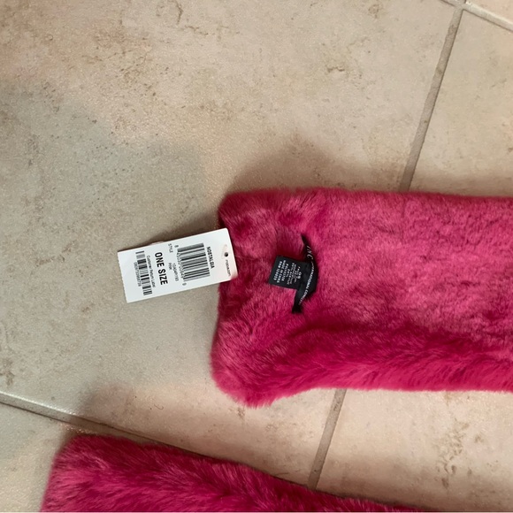 Faux fur wrap scarf - Picture 2 of 2